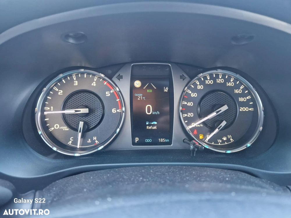 Toyota Hilux 2.8D 204CP 4x4 Double Cab AT Executive Color Edition - 12