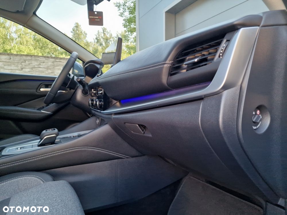 Nissan Qashqai 1.3 DIG-T MHEV Xtronic N-Connecta - 25