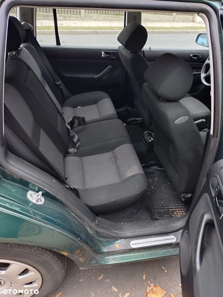 Volkswagen Golf 1.9 TDI Comfortline - 15