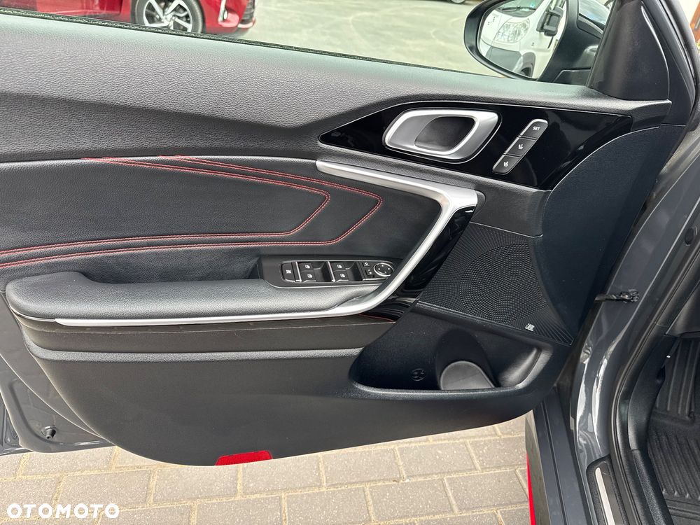 Kia ProCeed 1.6 T-GDI OPF GT - 27