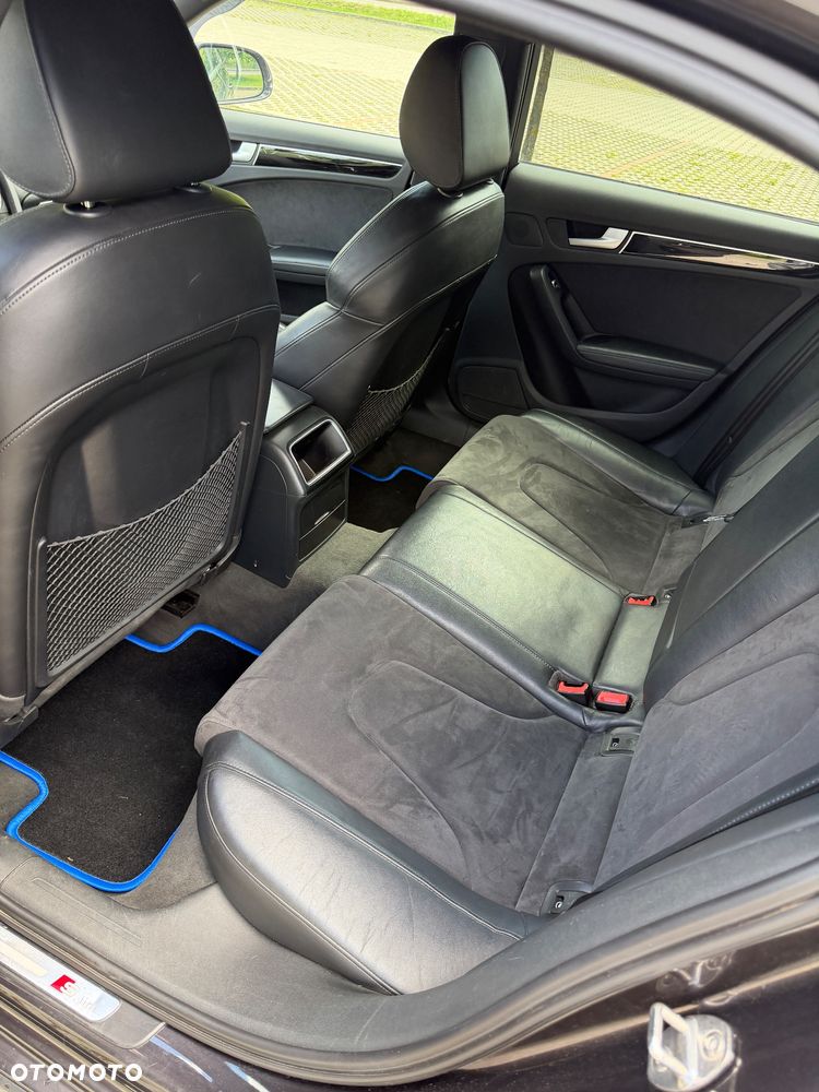 Audi A4 Limousine 2.0 TDI Quattro S tronic - 31