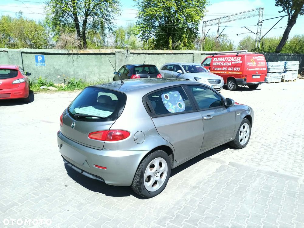 Alfa Romeo 147 1.6 Twin Spark ECO Impression - 3