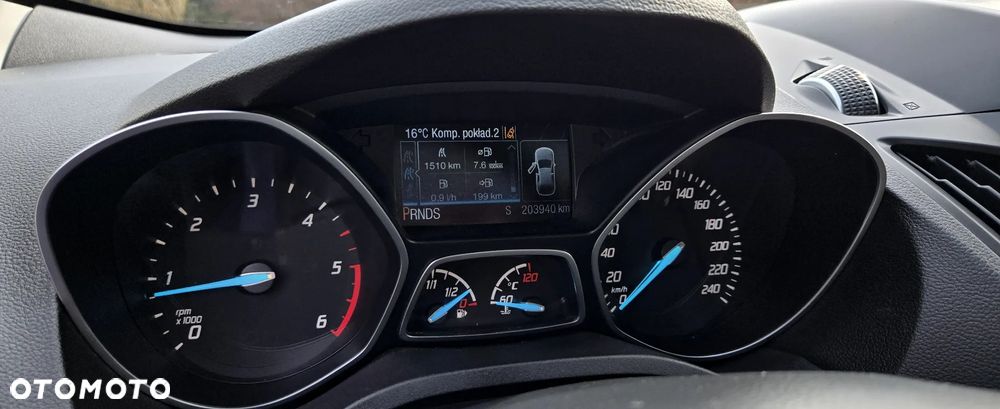 Ford Kuga 2.0 TDCi 4x4 Titanium - 22