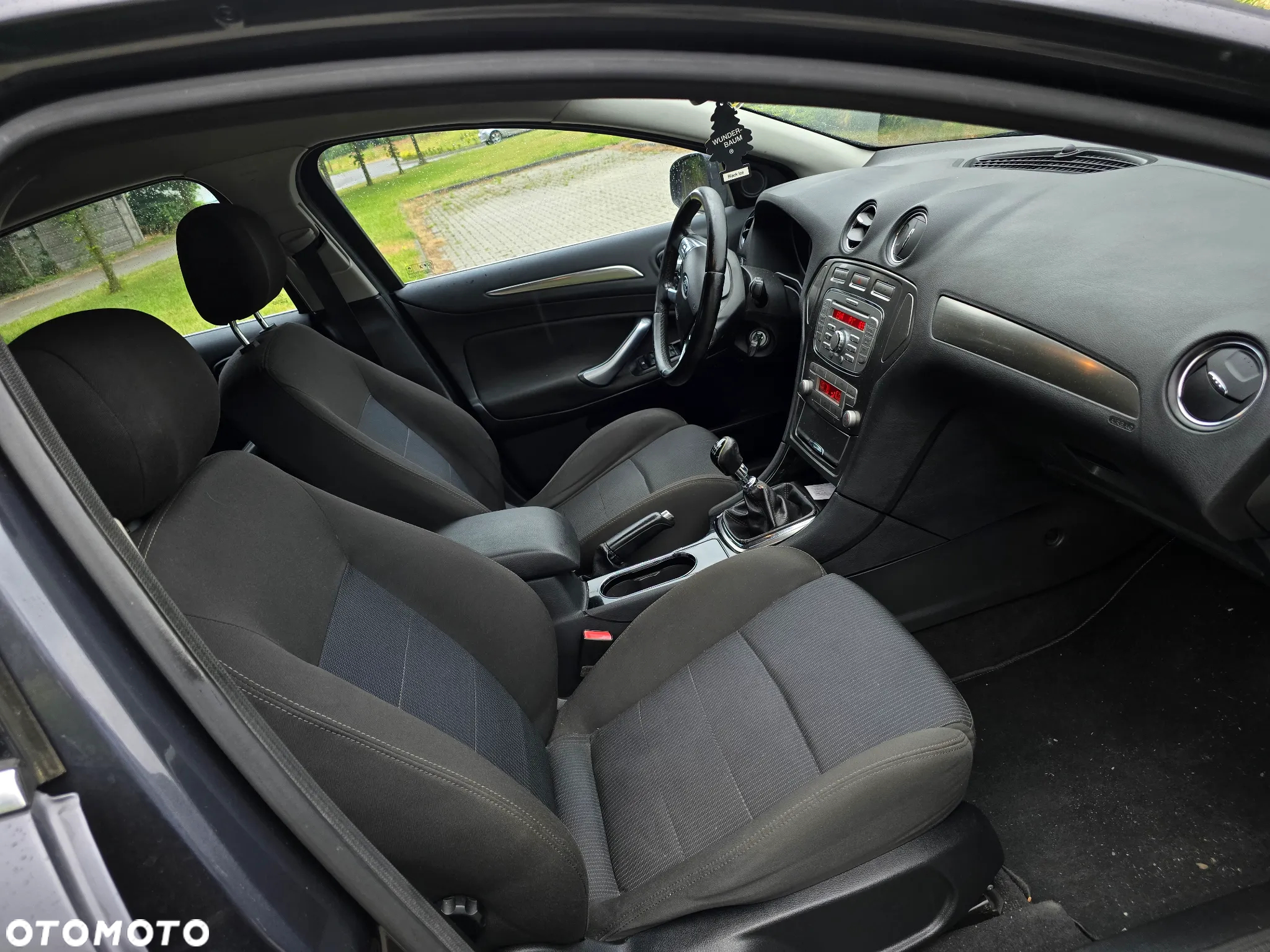 Ford Mondeo 1.8 TDCi Ambiente - 7