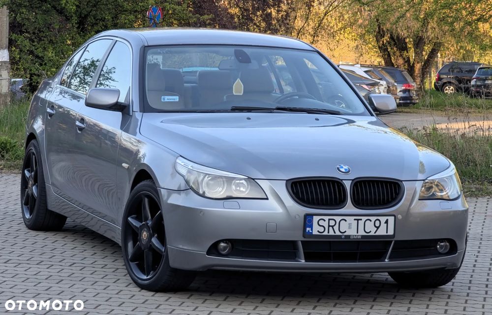 BMW Seria 5 520i Touring Edition Sport - 9