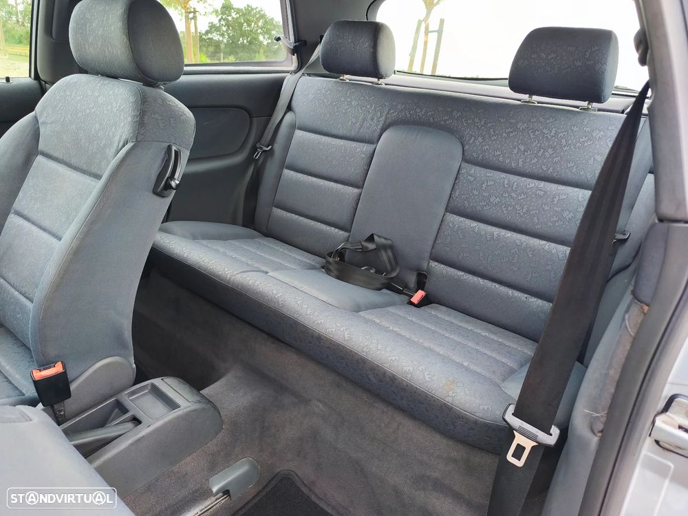 Audi A3 1.6 Ambition - 3