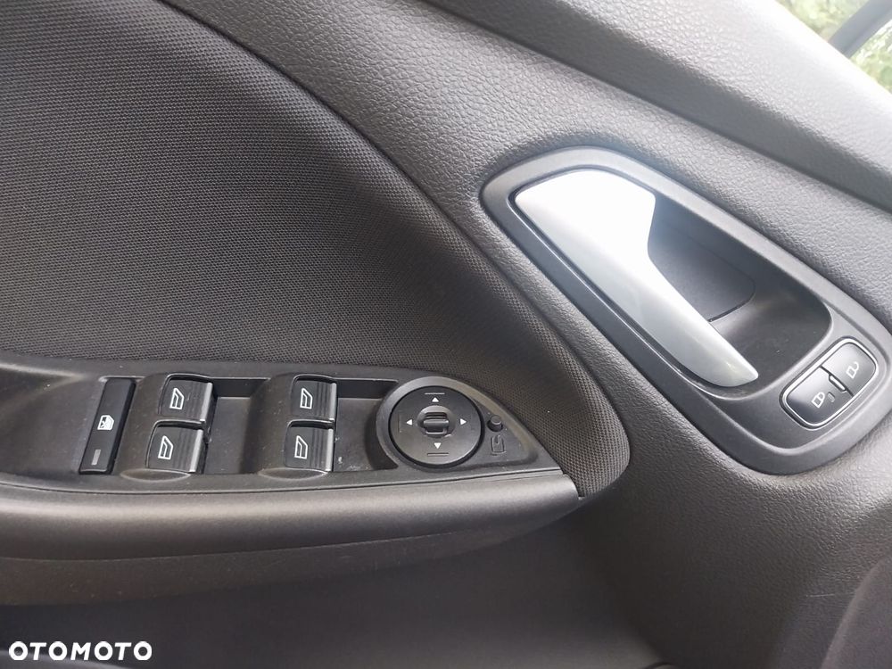 Ford Focus 1.6 TDCi ECOnetic 88g Start-Stopp-System Trend - 19