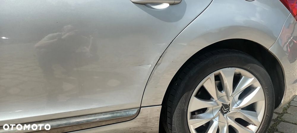 Citroën DS5 ver-2-0-hdi-hybrid4-sportchic-mcp - 6