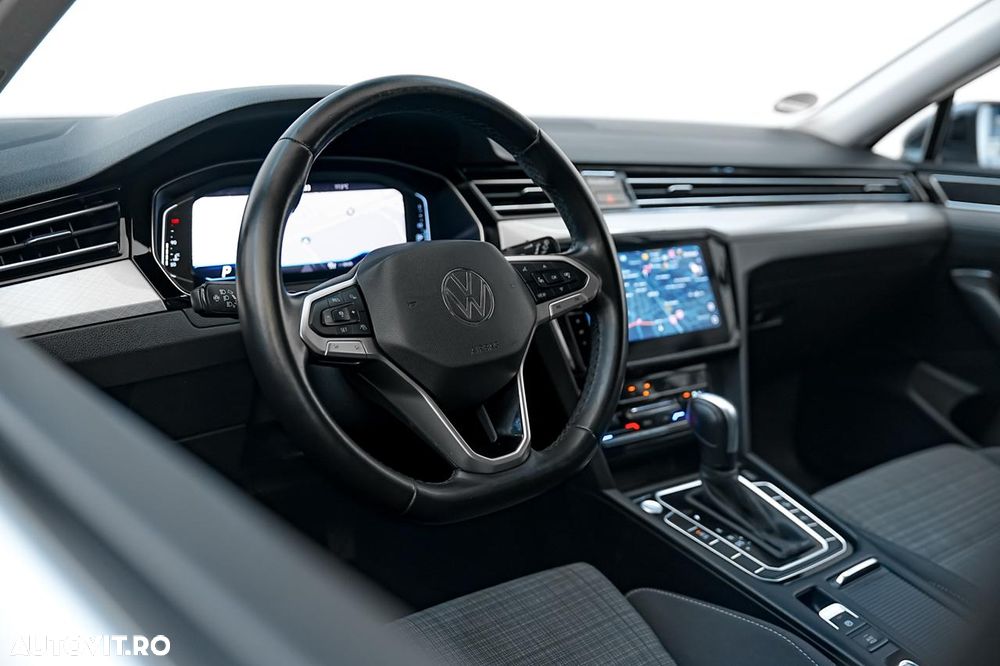 Volkswagen Passat 2.0 TDI DSG (BlueMotion Technology) Comfortline - 18