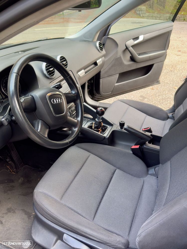 Audi A3 Sportback 1.6 TDI Attraction - 10