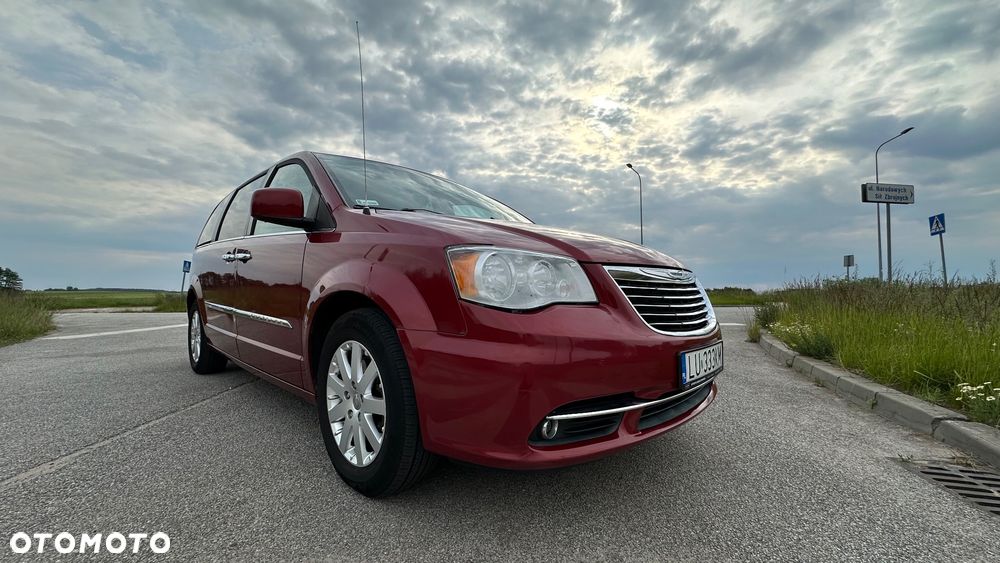 Chrysler Town and Country