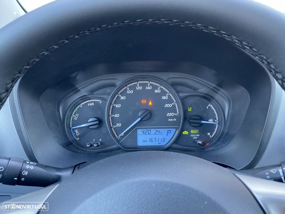 Toyota Yaris 1.5 HSD Active - 24