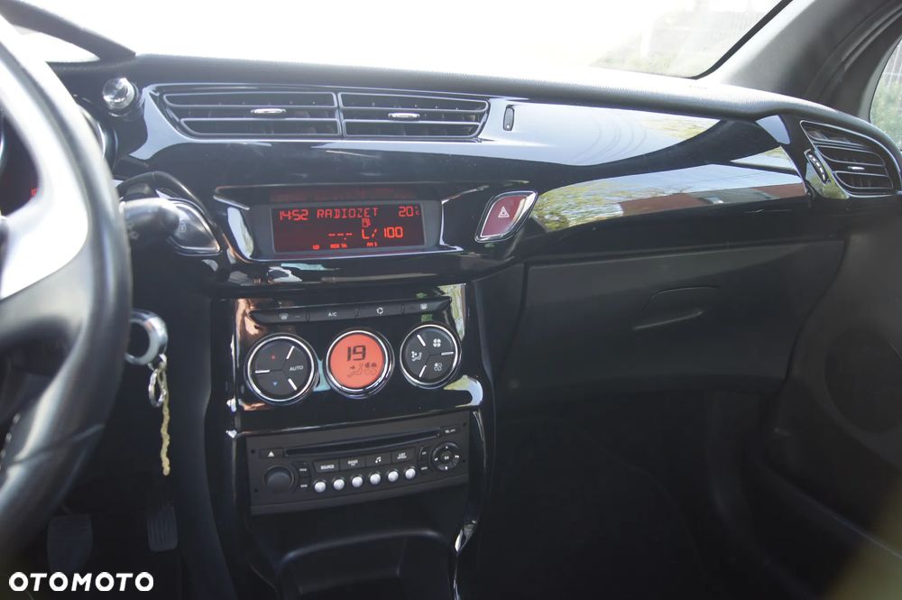 Citroën DS3 e-HDi 110 FAP SportChic - 19