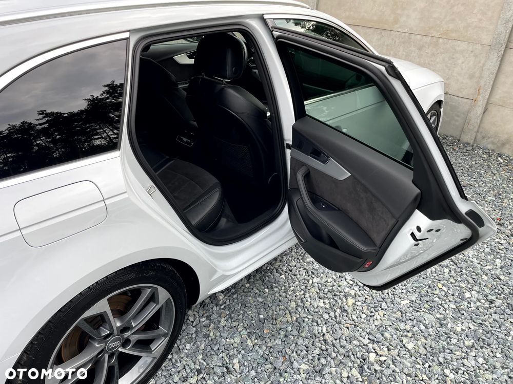 Audi A4 Avant 40 TDI quattro S tronic S line - 21