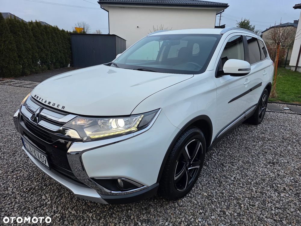 Mitsubishi Outlander 2.0 2WD Diamant Edition - 33