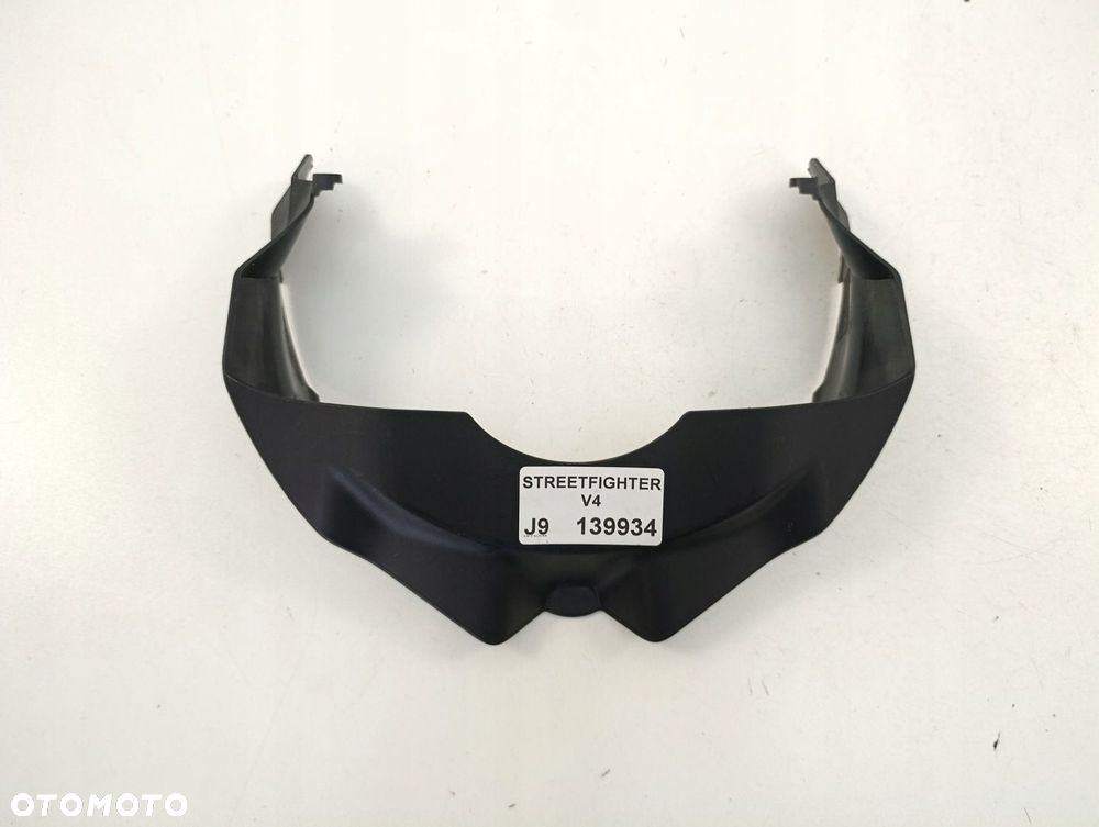 DUCATI STREETFIGHTER V4 WYPEŁNIENIE