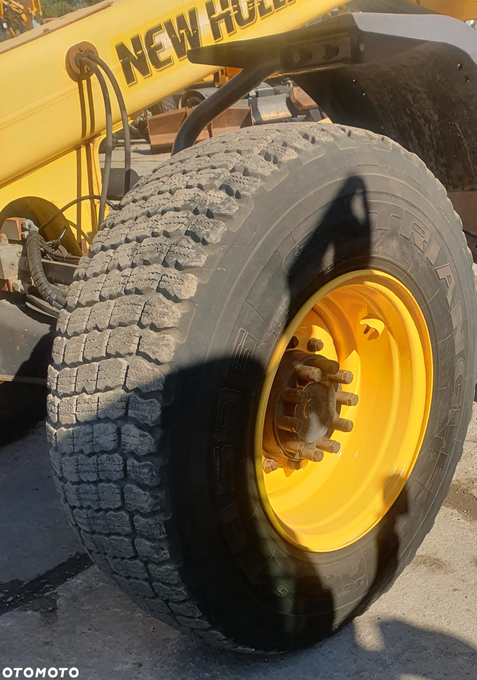New Holland F156.7A - 21