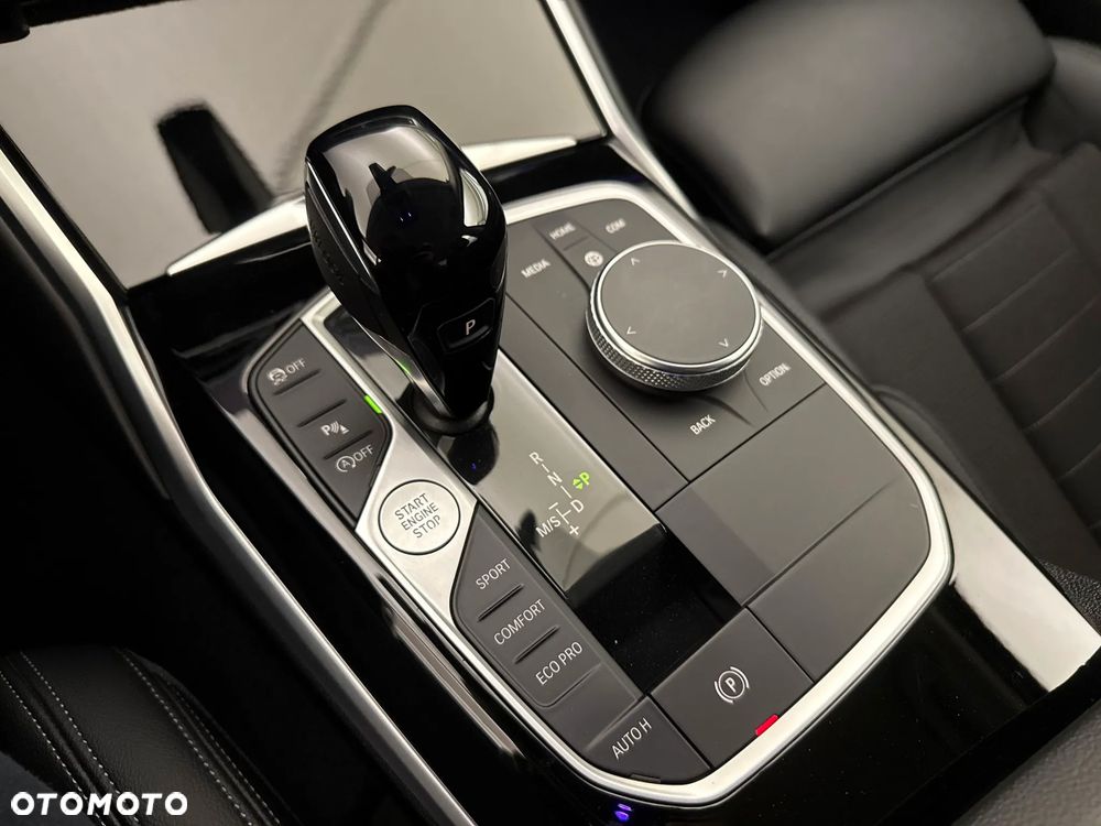 BMW Seria 3 2021