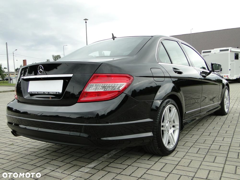 Mercedes-Benz Klasa C 200 7G-TRONIC Avantgarde Edition - 15
