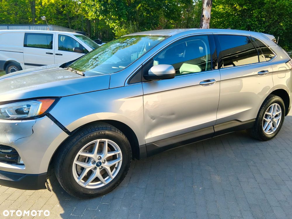 Ford Edge - 2