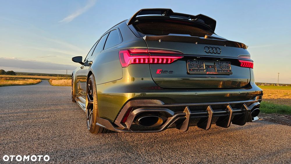 Audi RS6 Avant - 8