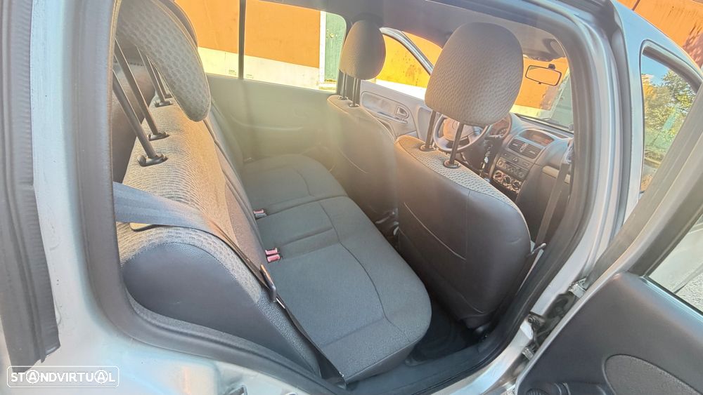 Renault Clio 1.2 Confort Authentique GPL - 13