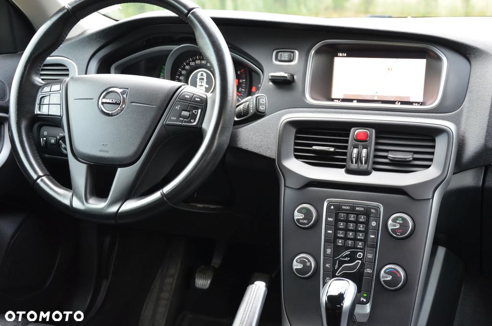 Volvo V40 D2 Kinetic - 14