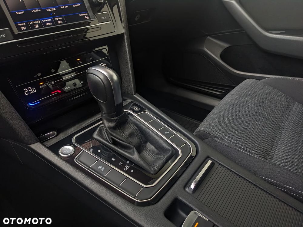 Volkswagen Passat 1.5 TSI EVO Business DSG - 23