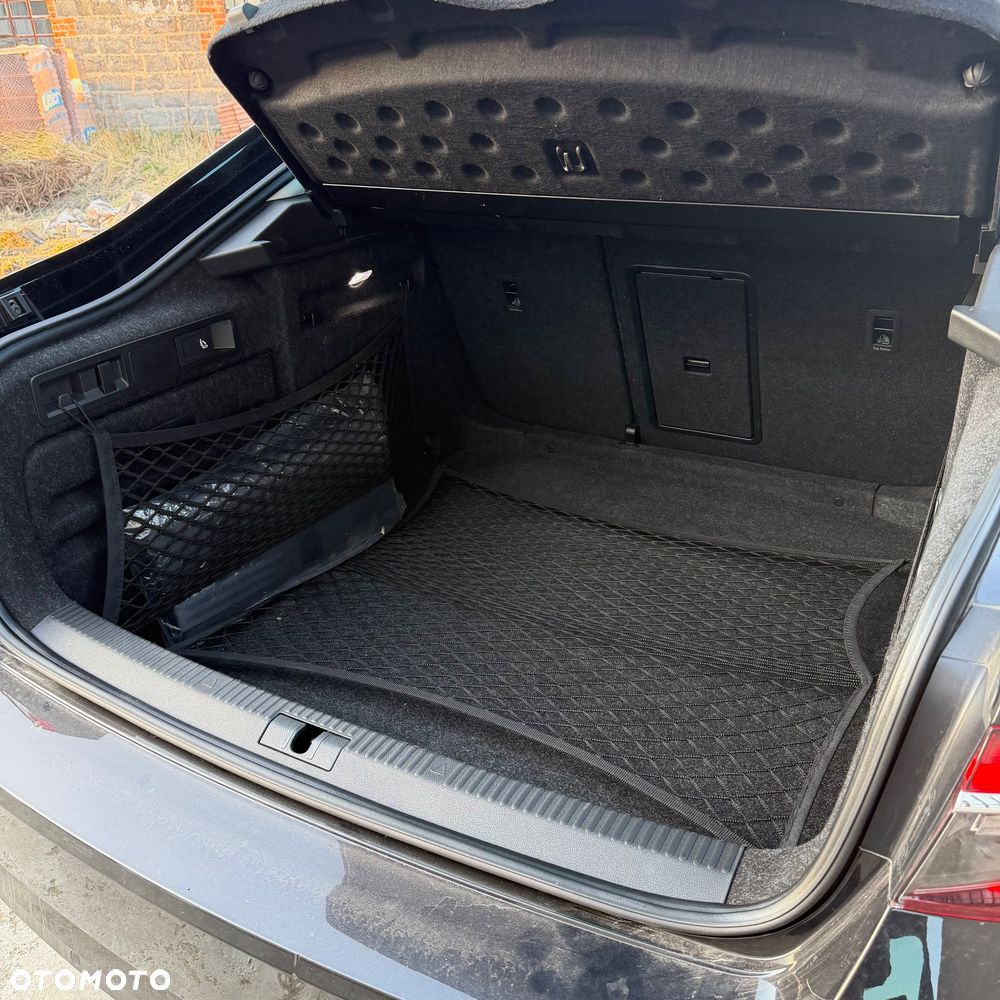 Skoda Superb 2.0 TSI Style DSG - 29