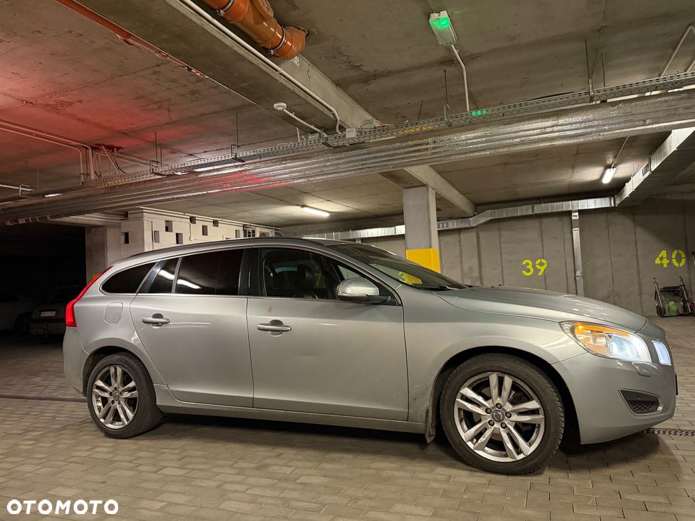 Volvo V60 DRIVe - 4