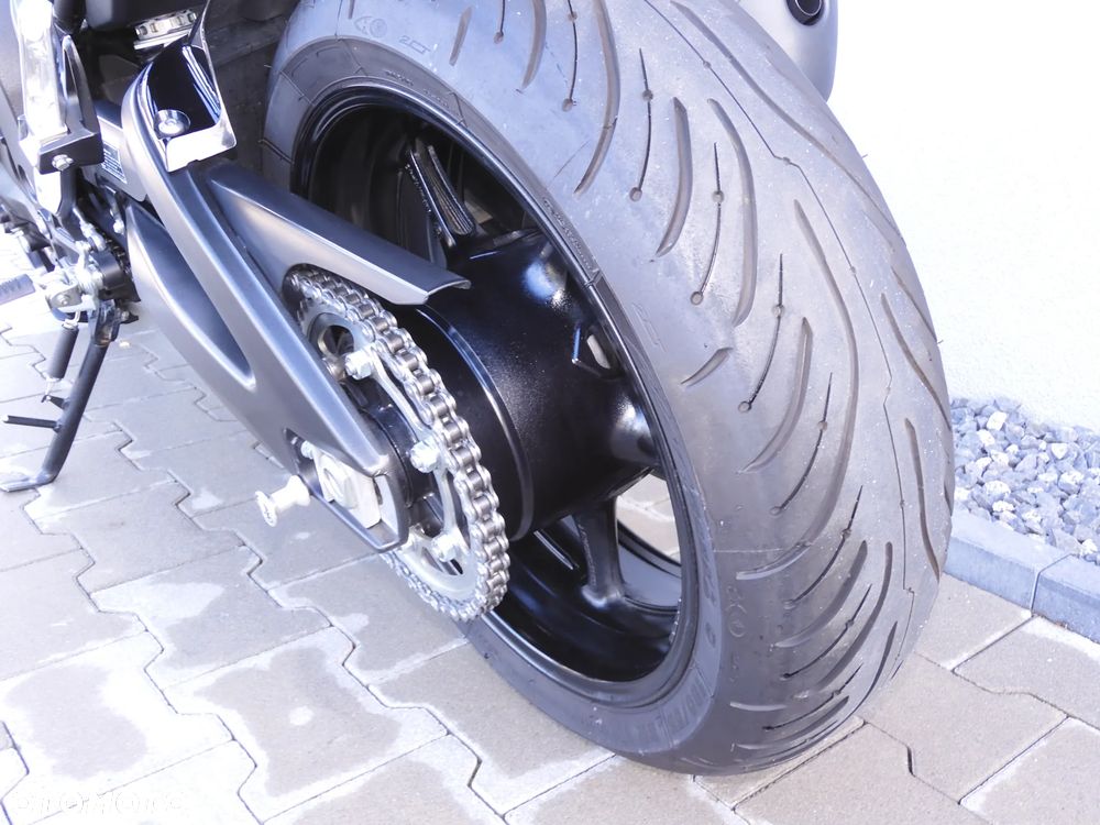 Yamaha FZ8 - 34