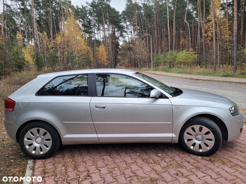 Audi A3 3-drzwiowe 1.6 Ambiente - 7