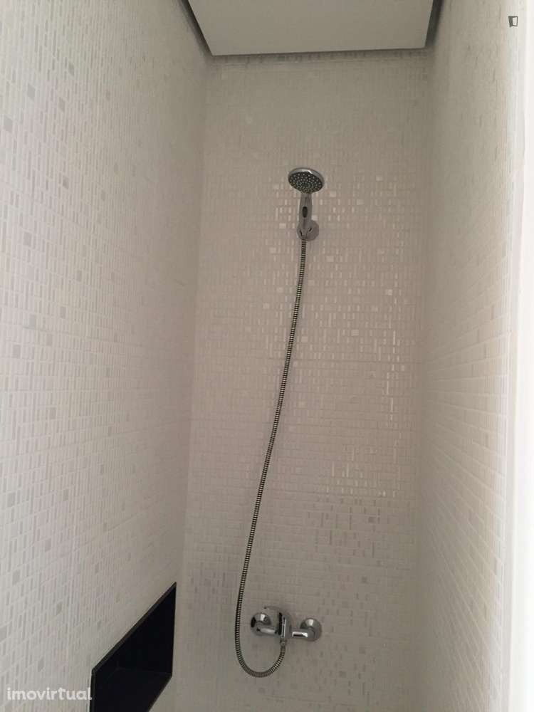 Apartamento com 2 quartos - localizado em Arroios Lisbon - Grande imagem: 3/12