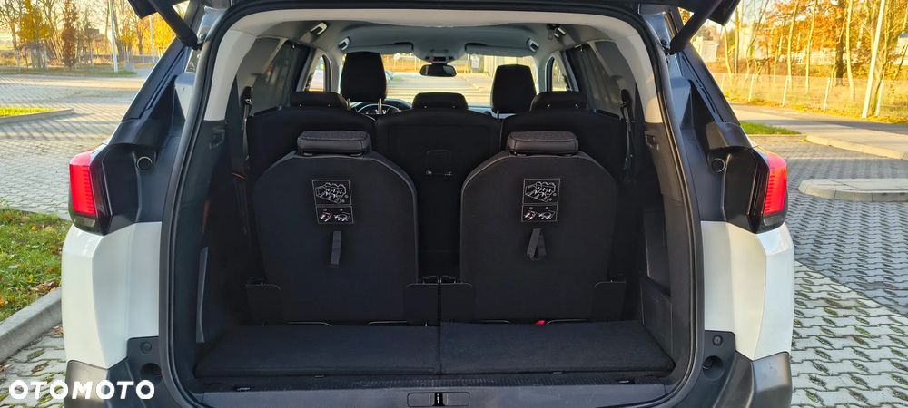 Peugeot 5008 BlueHDI 180 EAT8 Allure - 17