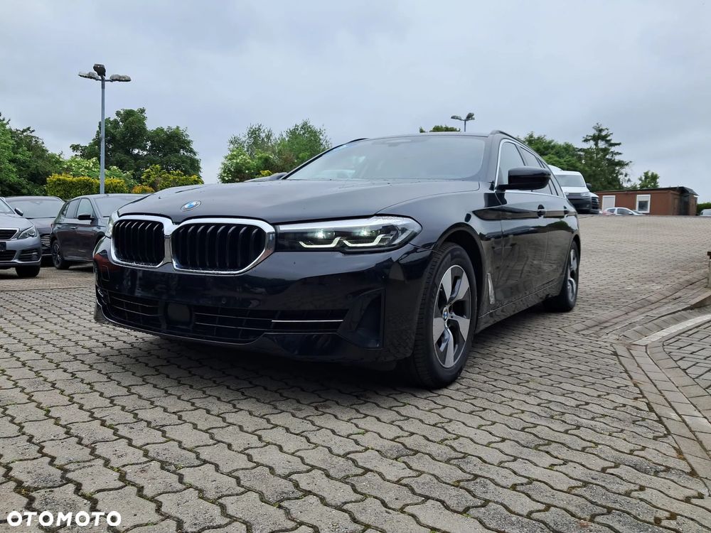 BMW Seria 5 520d Luxury Line sport - 4