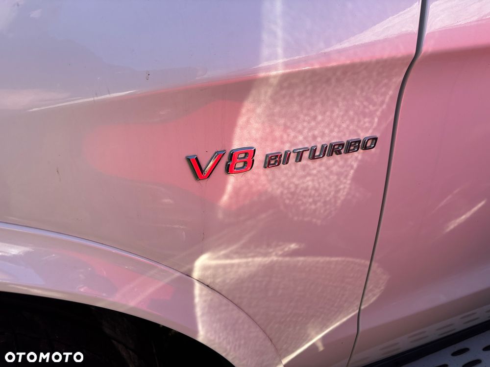 Mercedes-Benz GLE - 22