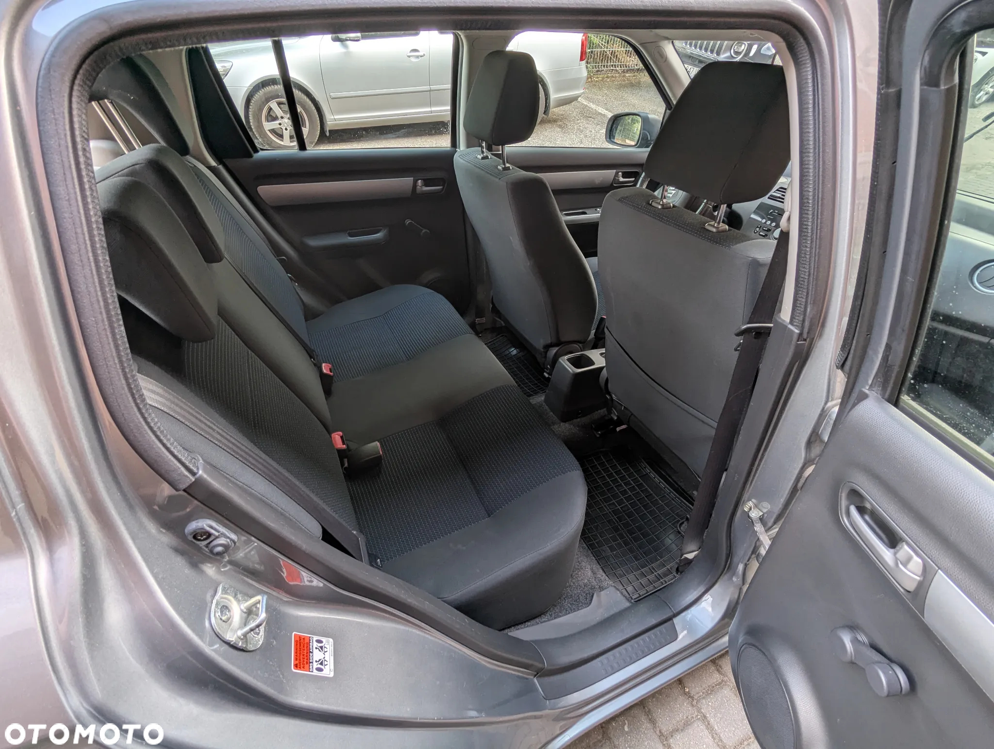 Suzuki Swift - 17