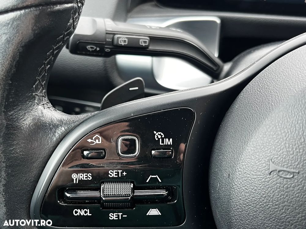 Mercedes-Benz GLB 200 d 8G-DCT - 15