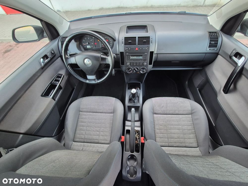 Volkswagen Polo 1.4 Tour Edition - 10