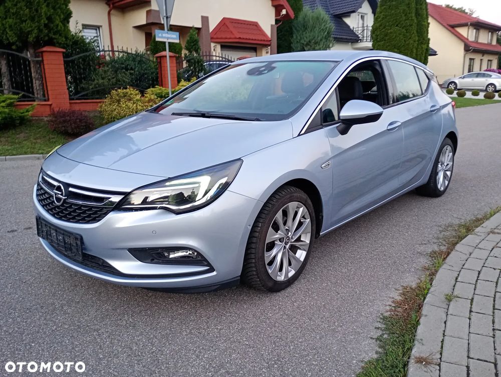 Opel Astra 2017 photo 2