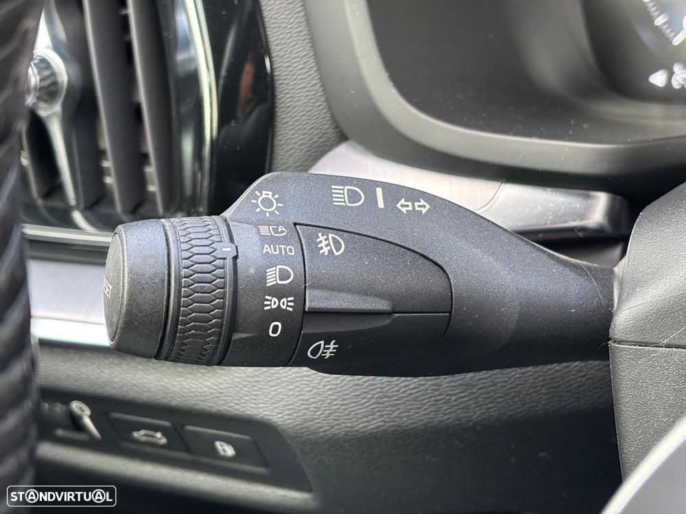 Volvo V60 2.0 T6 AWD TE Inscription Expression - 16