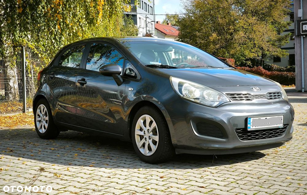 Kia Rio 1.4 M - 5