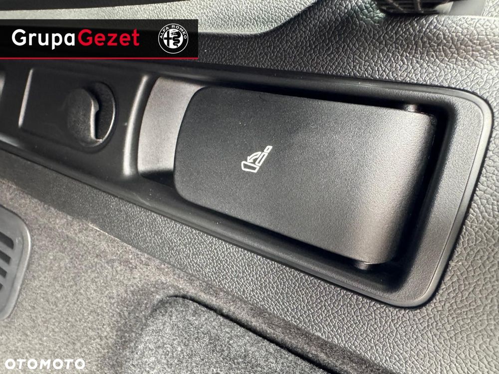 Alfa Romeo Stelvio - 19