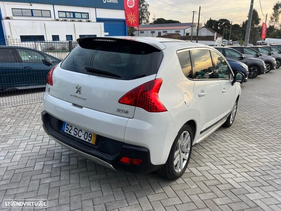 Peugeot 3008 2.0 HDi Hybrid4 - 2