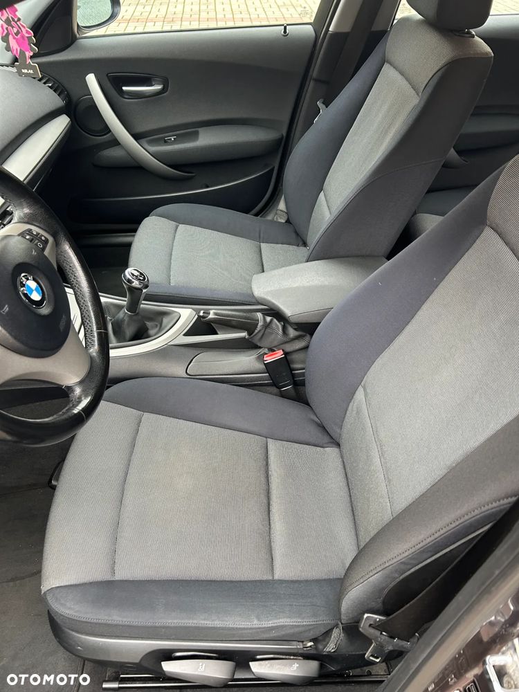BMW Seria 1 116i - 16