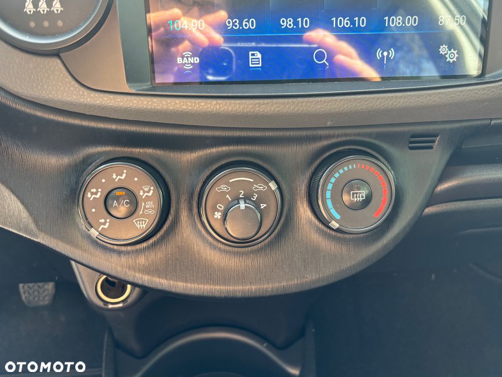 Toyota Yaris 1.4 D-4D Comfort - 25