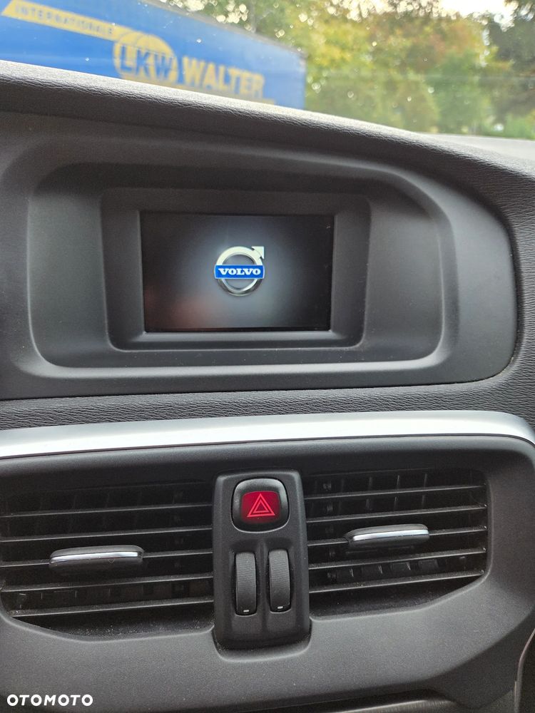 Volvo V40 T2 You - 13