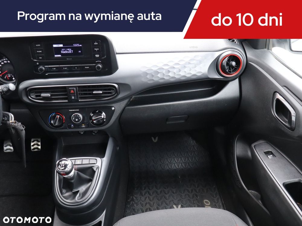 Hyundai i10 - 10