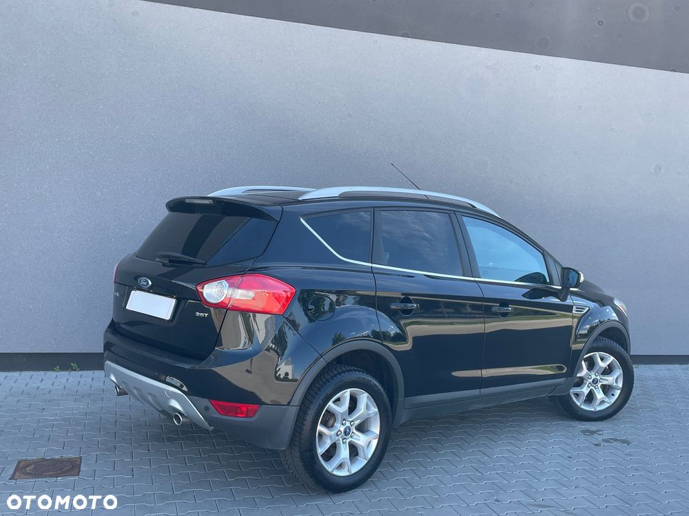Ford Kuga - 2