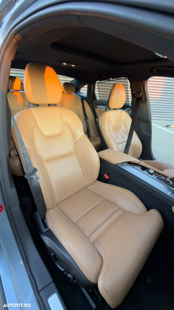 Volvo S90 D4 Inscription - 31